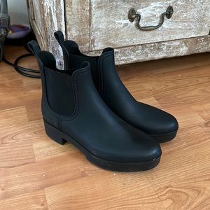 Jeffrey Campbell rain boots size 9